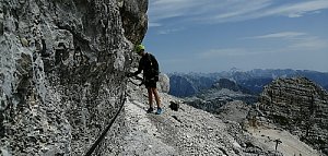 Ferrata na Prestreljeniško okno