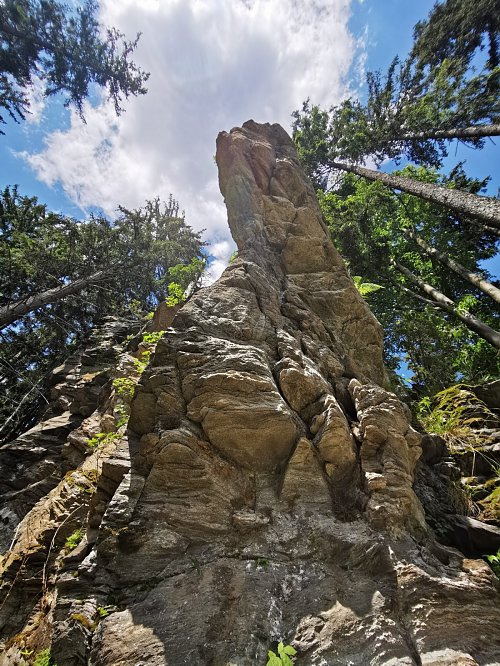 Skála nad Maštalí , autor: Jiří Králík 