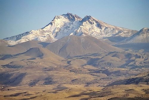 Erciyes Dagi, autor: Volker Höhfeld, Wikimedia Commons