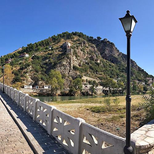 Berat hill