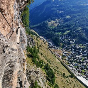 Neplánovaně zkrácená ferata 🧗. Ale na pivo jsme vylezli  🍺😀