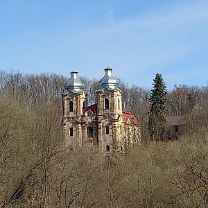 Okolo Skoků