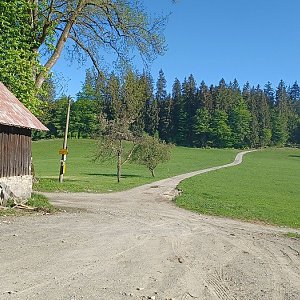 Podolánky,  Lhotská, Mezivodí