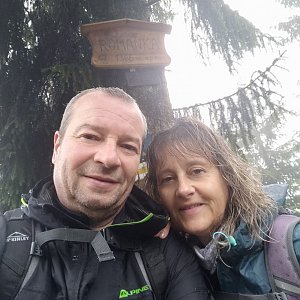 Kaplica na Hali, Romanka, Trzy Kopce