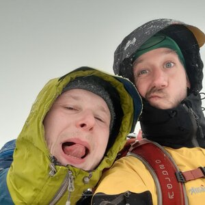 Malý Rozsutec přes diery
