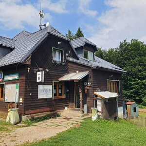 Ostrý
