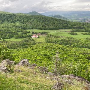 Šumburk-Černý-Úhošť