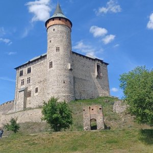 Kunětická hora, Chlumy u HK a Hořic, Zvičina