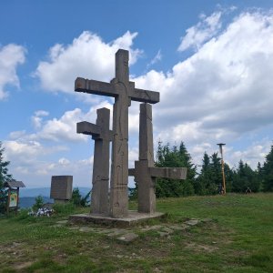 Velké Karlovice přes Stratenec do Karolinky