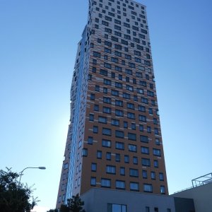 "Běh do schodů" našeho nejvyššího mrakodrapu v Brně (AZ-Tower).