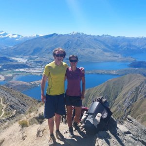 Trasa z Wanaka Mount Aspiring Road do 44.714062S, 169.052308E