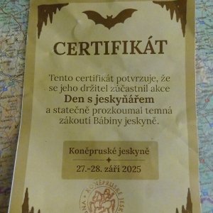 Návštěva Kodské jeskyně a výjimečná exkurze objevné chodby Koněpruských jeskyní.
