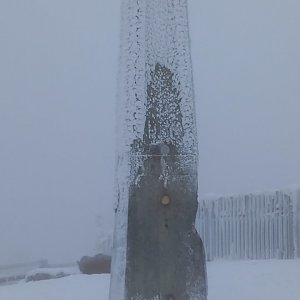 Jordan na vrcholu Lysá hora (18.12.2021 11:09)