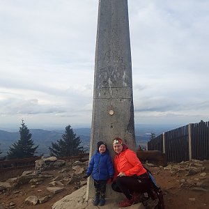 Su Mischelle na vrcholu Lysá hora (8.11.2019 14:06)
