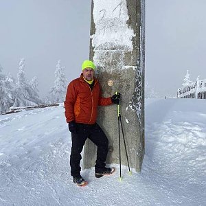 Radek Káňa on the summit of Lysá hora (14.2.2021 9:55)