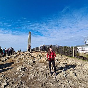 Sandra Blazkova na vrcholu Lysá hora 