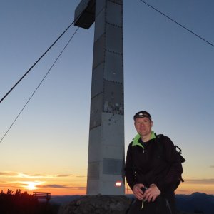 Divočák on the summit of Traunstein (20.4.2025 6:09)