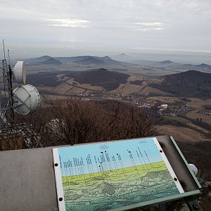 Štěpánka na vrcholu Milešovka (24.2.2019 10:00)