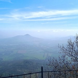 76kamila on the summit of Milešovka (16.4.2025 12:23)