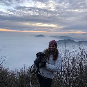 Lenka Fürstlová na vrcholu Milešovka (1.1.2021 19:18)