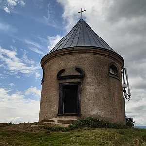 ZdenkaV na vrcholu Mědník (28.7.2021)