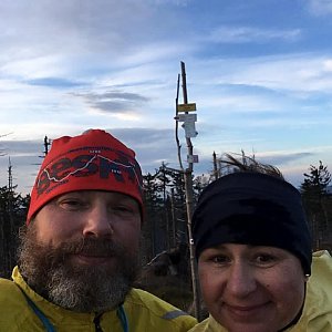 Macinka na vrcholu Malinowska Skala (6.12.2020 15:06)