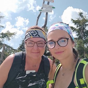 Štěpánka Losertová na vrcholu Małe Skrzyczne (14.8.2021 13:12)