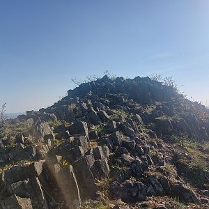 Cyklista 73 na vrcholu Kamýk (12.10.2022 14:49)