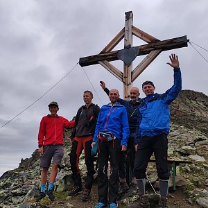 Jar Faldy on the summit of Adlerkopf (6.8.2022 8:41)