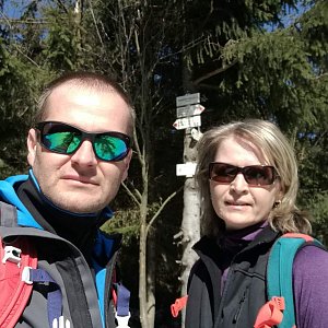 ZetBé na vrcholu Tanečnice - sedlo (31.3.2019 11:32)