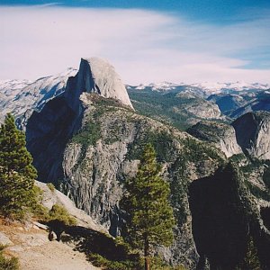 Bohumír Michal on the summit of Sentinel Dome (16.11.2002 15:25)