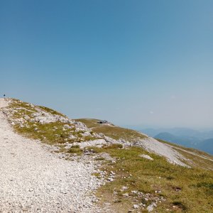 Ketty Dubňanská na vrcholu Donnerkogel (16.8.2025 12:00)