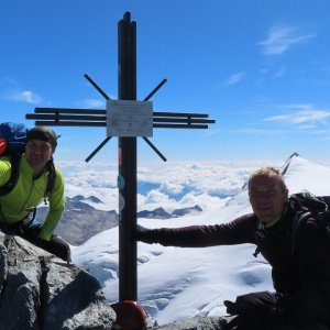 Divočák on the summit of Rimpfischhorn (25.8.2025 11:31)