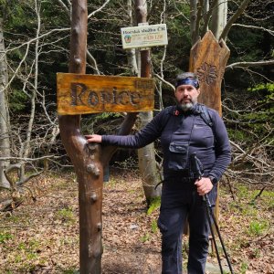 Jiří Gryz on the summit of Ropice (8.5.2025 11:53)