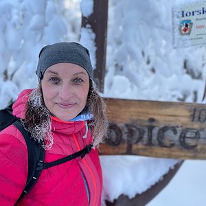 Veronika Spáčilová na vrcholu Ropice (17.1.2021 14:00)