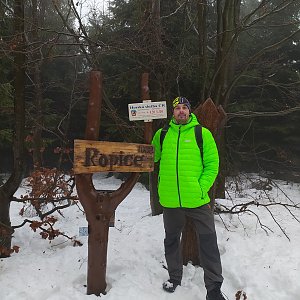 Patrik Ocebut Krupa na vrcholu Ropice (23.1.2021 11:01)