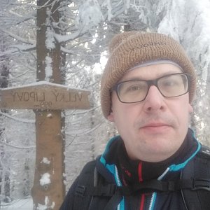 Ivo Poledník na vrcholu Ropice (31.1.2021 10:41)