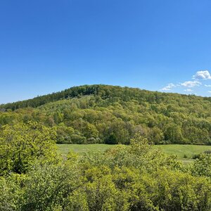 Betička na vrcholu Jezerka (27.4.2024 12:57)