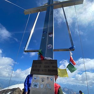 Martin Malý on the summit of Wildspitze (3.7.2022 10:19)