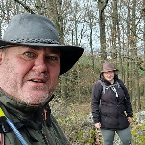 Cesty Haničky a Milana na vrcholu Holý vrch V (18.11.2021 13:38)