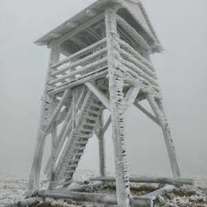 Jiří Králík na vrcholu Žalostiná (16.12.2025 15:20)
