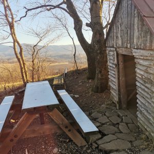 Šárka on the summit of Na Vrchu V (5.3.2025 16:22)