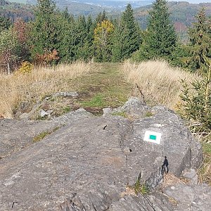 Cyklista 73 na vrcholu Jelení kámen (7.10.2022 14:13)