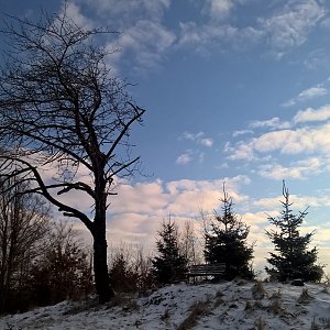 Anna na vrcholu Roubalův kopec (5.3.2022)