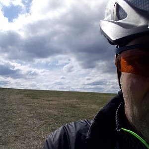 Li Be on the summit of Strážkovický vrch (6.4.2022 15:07)