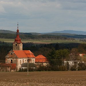 Bouřka on the summit of Šibenice (13.4.2023 15:54)