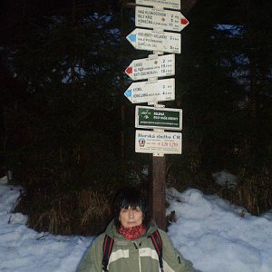 Vlasta a Zdena na vrcholu Malý Polom (12.3.2018 22:35)