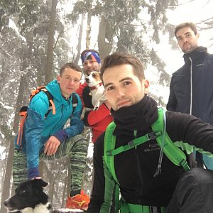 Jan Janiš na vrcholu Malý Polom (27.1.2018 13:42)