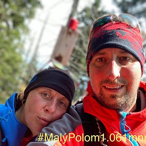 Hanka Hanusová na vrcholu Malý Polom (7.5.2020 11:30)