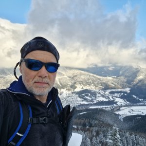 Rastislav Biarinec on the summit of Plieška (13.1.2025 11:04)